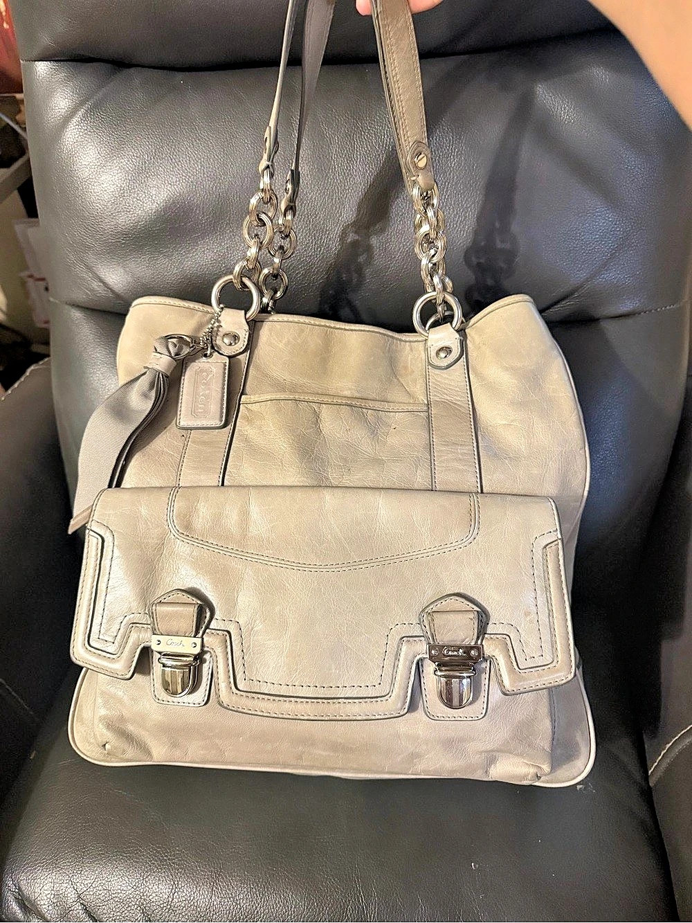 Coach Poppy Leather Pushlock North South Tote 17924 Grey Y2K